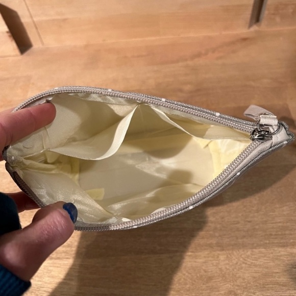 NWT Canvas Makeup Bag. Grey with white stripes. - Picture 4 of 4